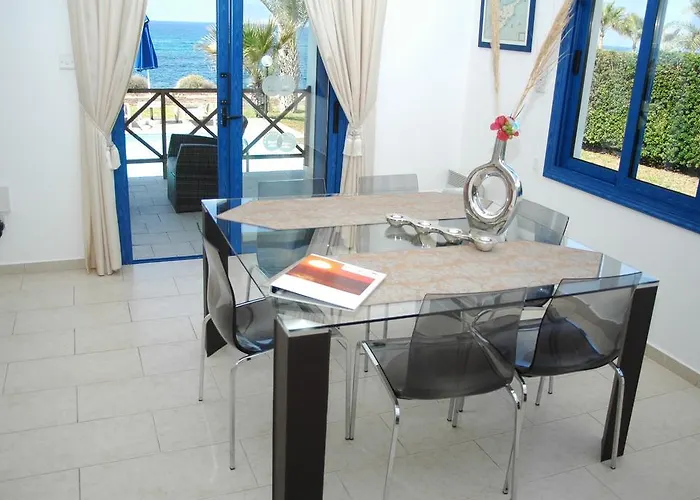 Kymmates Beach Front Villas *