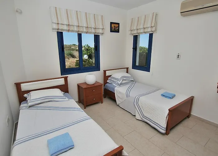 Kymmates Beach Front Villas * Paphos